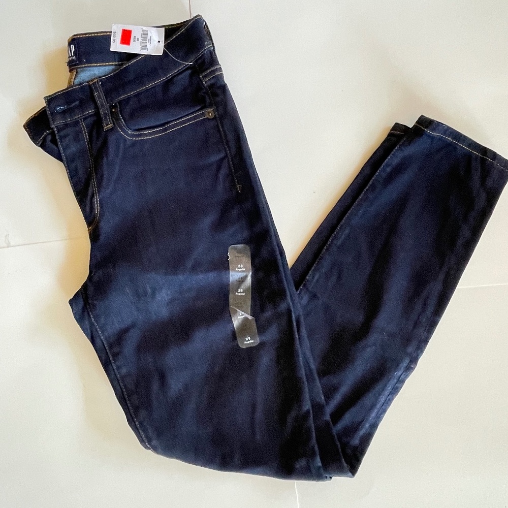GAP denim NWT true skinny 28 reg women’s dark rinse